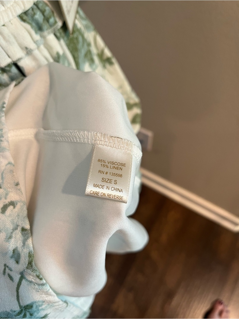 Doen Style V-Neck Green & White Floral Linen Blend Midi Dress Cottagecore - Picture 5 of 8
